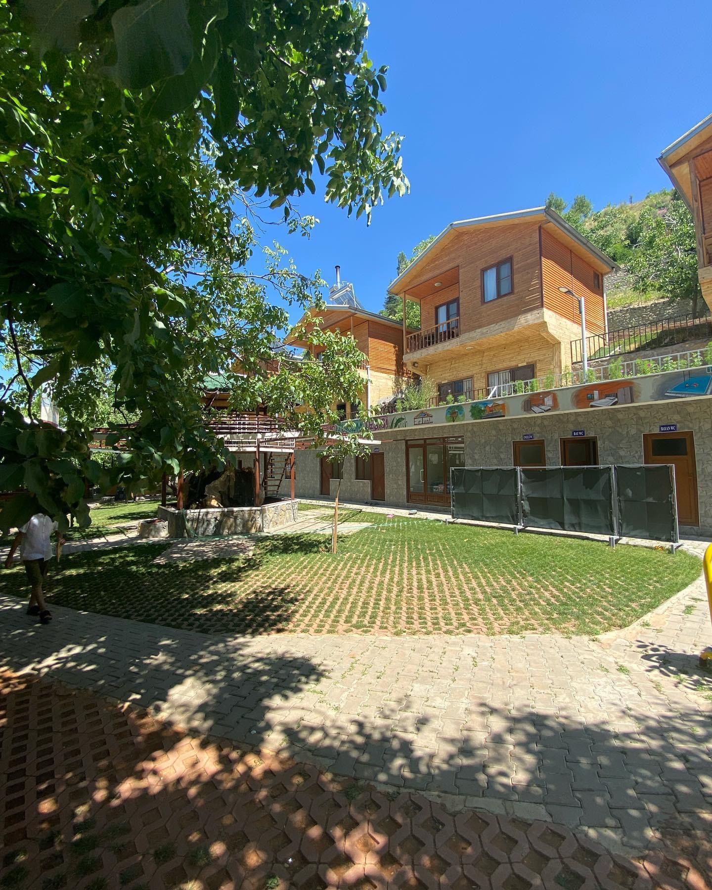 Foto | Ertunç Yayla Evleri Çağlayancerit