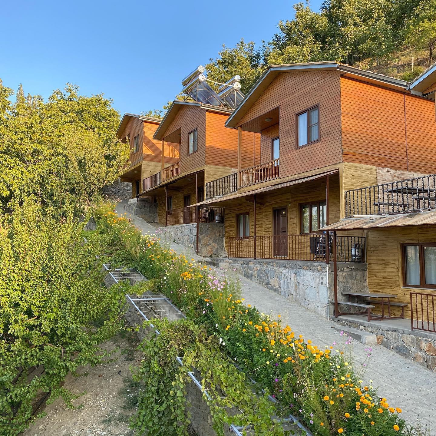 Foto Bungalov | Ertunç Yayla Evleri Çağlayancerit