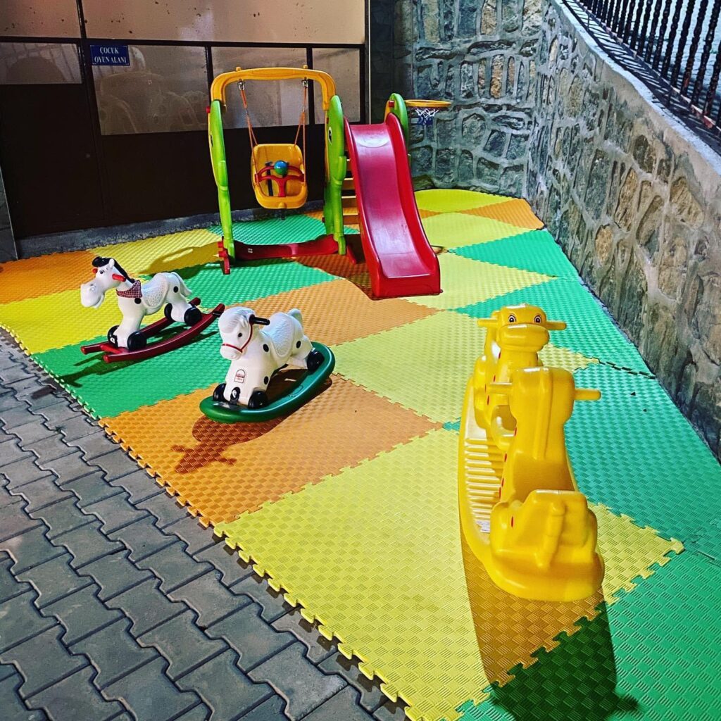 Çocuk Oyun Parkı | Ertunç Yayla Evleri Çağlayancerit
